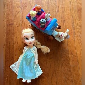 Girls frozen doll and little people sleigh